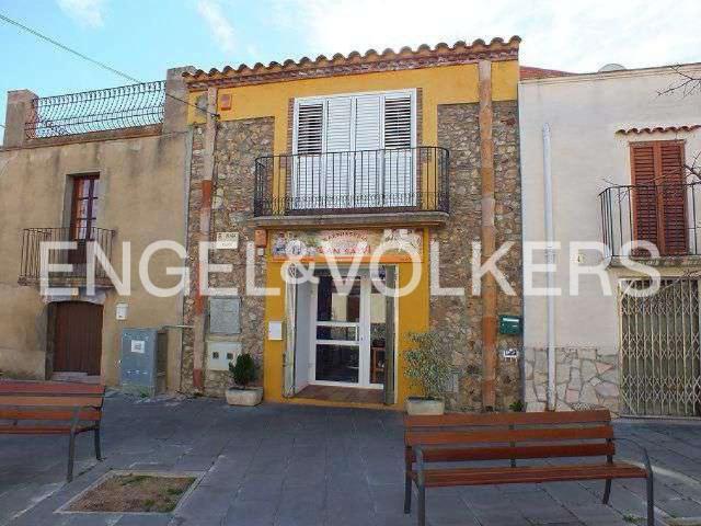 Casa rústica en el centro del pueblo 356m² Vilajüiga