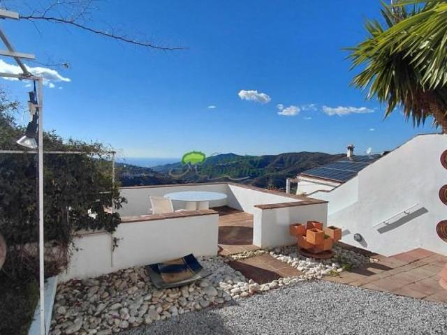 Casa rústica en venta Cómpeta