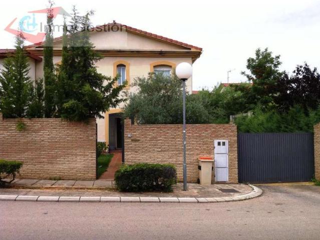 Casa rústica en venta Cáceres