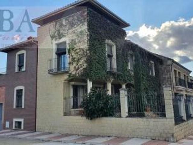 Casa rústica en venta Bailén