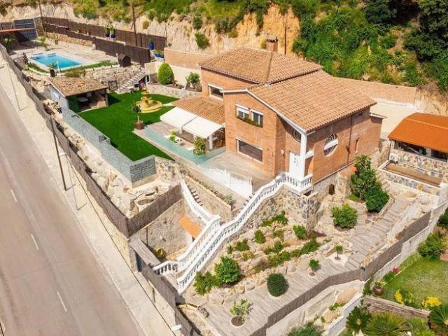 Casa rústica en venta Barcelona