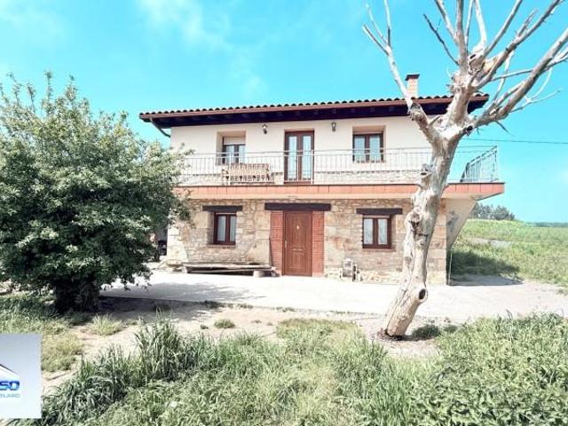 Casa rústica en venta Bárcena de Cicero