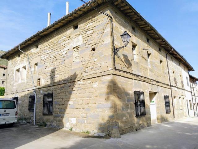 Casa rustica en venta en Quintanilla San García