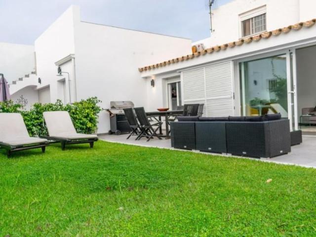 Casa rústica en venta Estepona