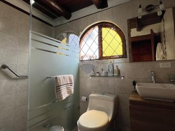 Casa rústica, en venta, llano grande calderón