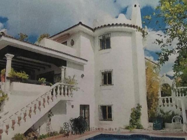 Casa rústica en venta Marbella