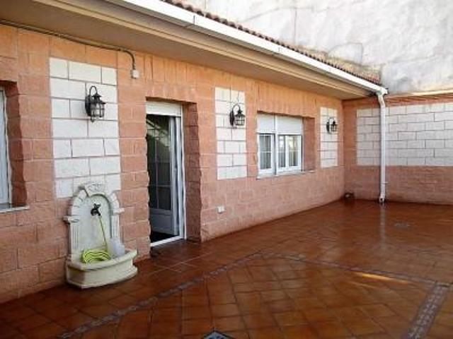 Casa rústica en venta Valdepeñas