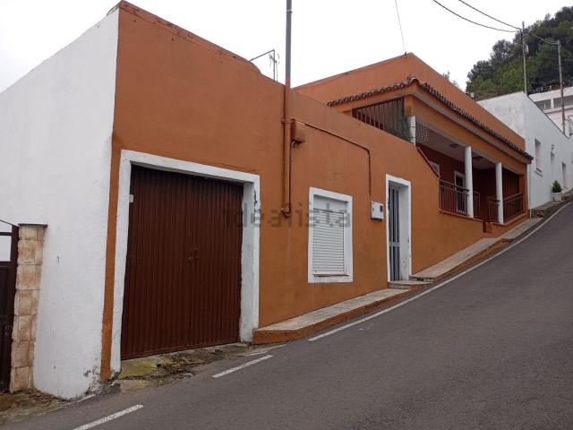Casa rústica, El Tanque