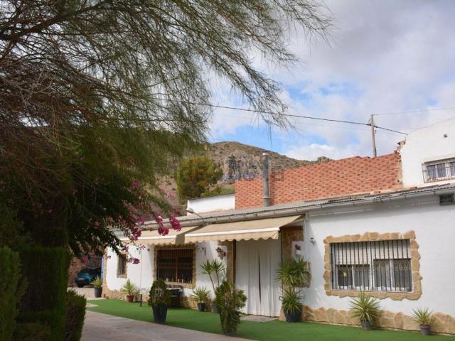 Casa rústica, Elda