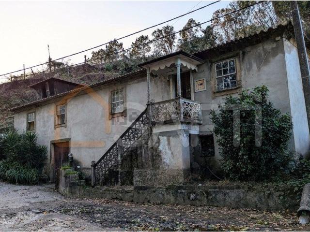 Casa rústica, Foz do Sousa e Covelo