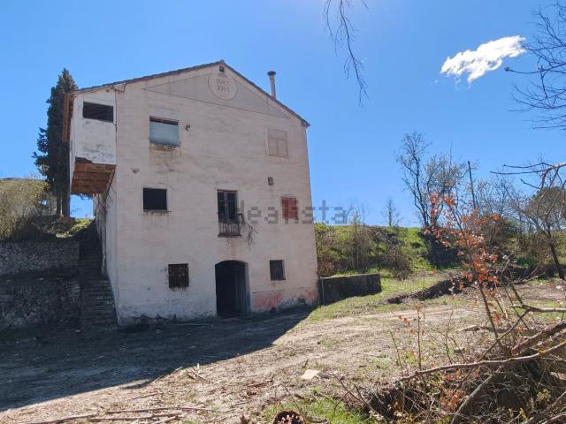 Casa rústica, Falset