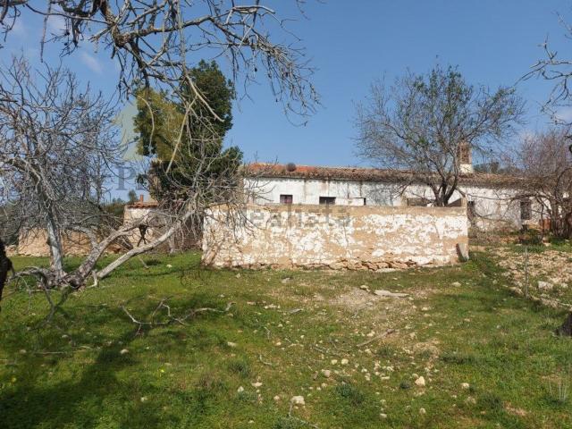 Casa rústica, Ferreiras