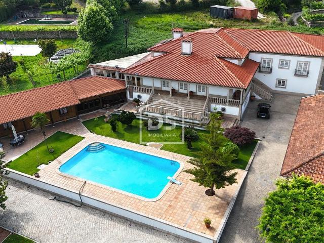 Casa rústica, Figueiras e Covas