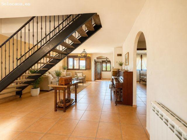 CASA RUSTICA INDEPENDIENTE CON IMPRESIONANTES VISTAS