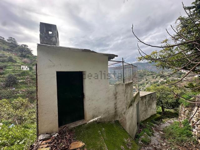 Casa rústica, Istan