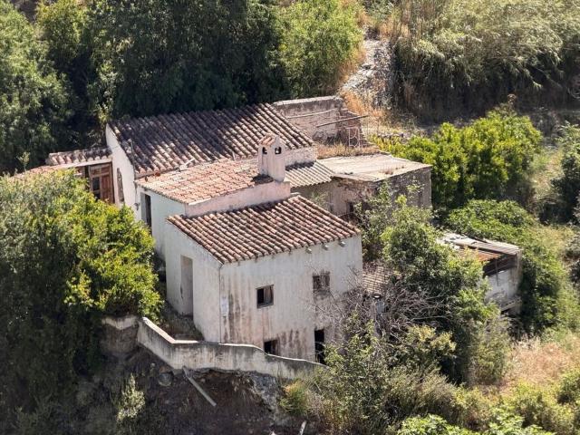 Casa rústica, Itrabo