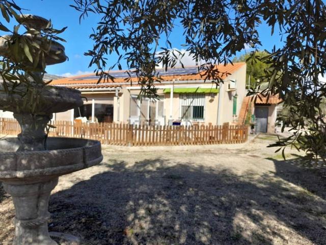 Casa rústica, Onil