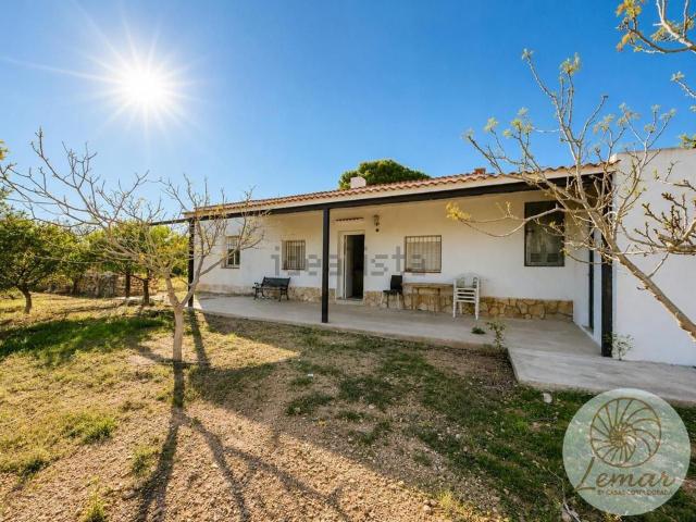 Casa rústica, L&apos Ametlla de Mar