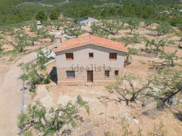 Casa rústica, El Perello