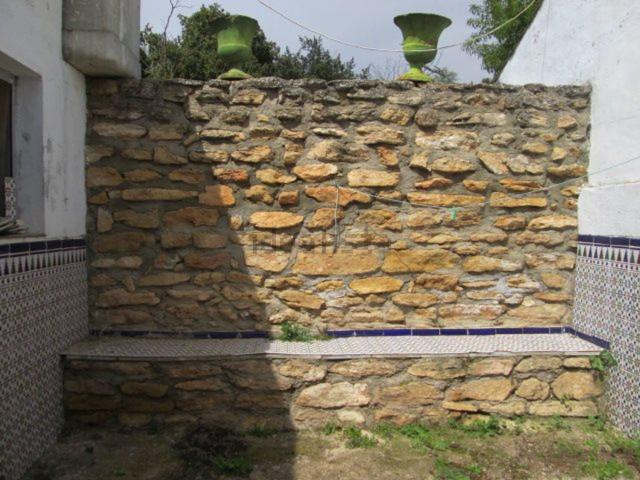 Casa rústica, Loja