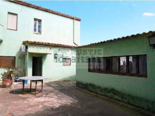 Casa rústica, La Bisbal d&apos Empordà