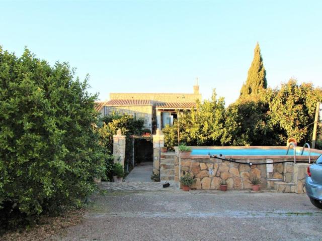 Casa rústica, Llubi