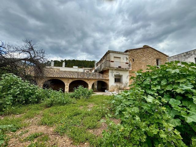 Casa rústica, Llíber