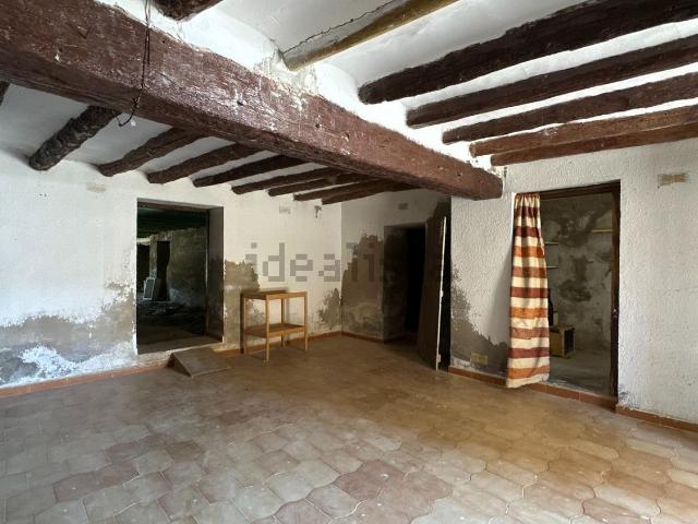Casa rústica, Monflorite Lascasas