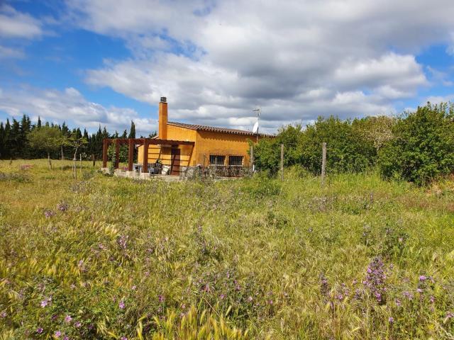 Casa rústica, Mont Ras