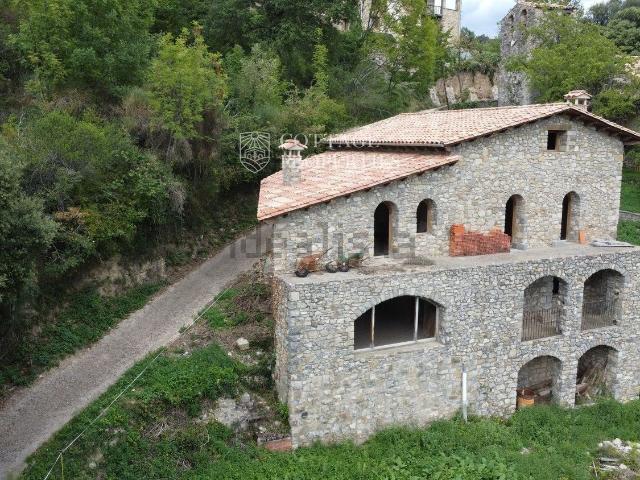 Casa rústica, Montagut