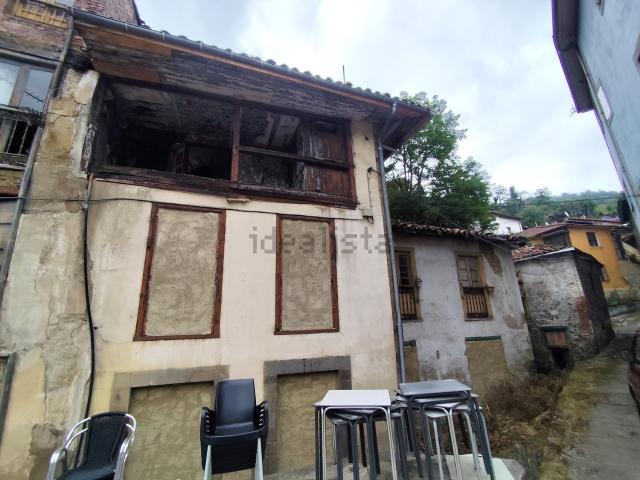Casa rústica, Mieres del Camino