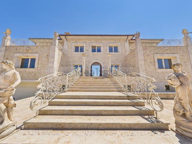 Casa rústica, Muro