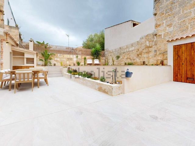 Casa rústica, Muro