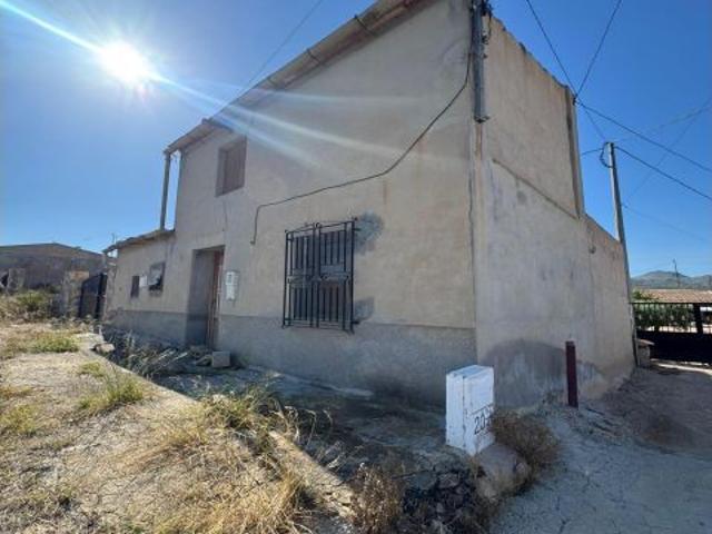 CASA RÚSTICA SOBRE PARCELA DE 1400M2 ZONA ABANILLA