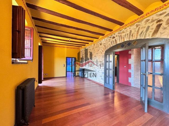 Casa rústica, Saus