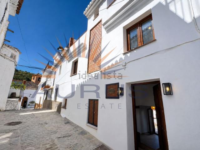 Casa rústica, Salares