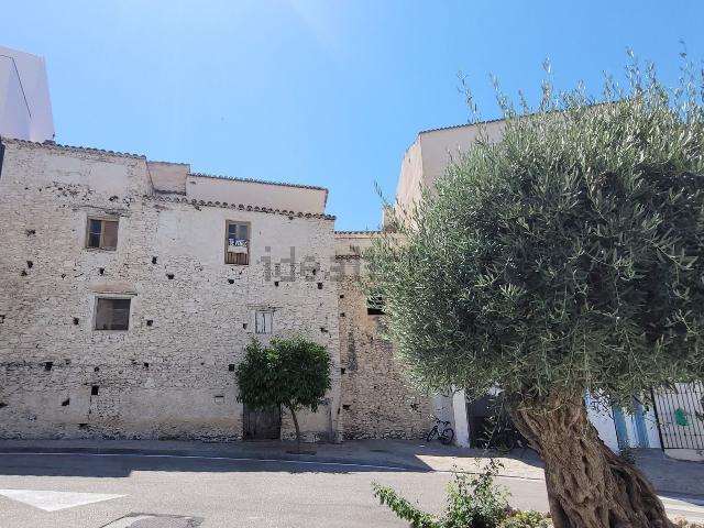Casa rústica, Salares