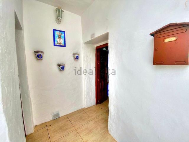 Casa rústica, Salares