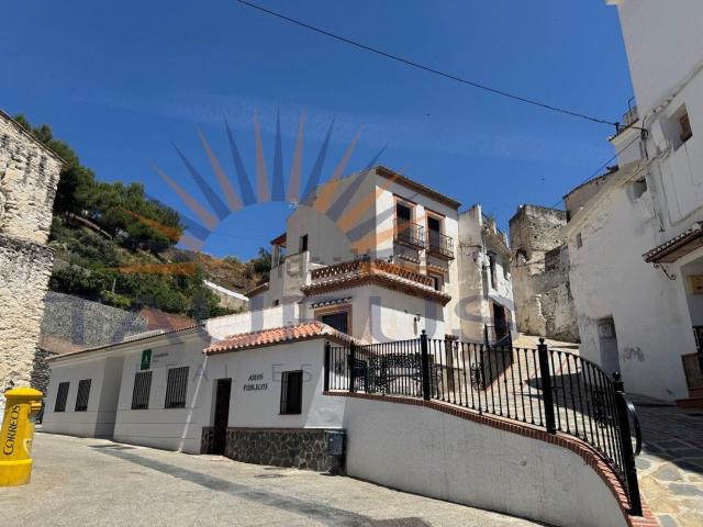 Casa rústica, Salares
