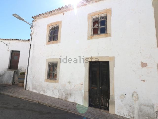 Casa rústica, Salir