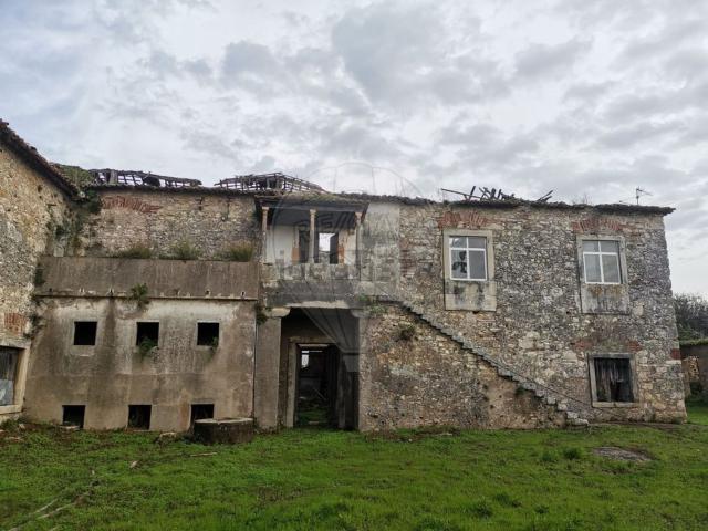 Casa rústica, Santo Varão