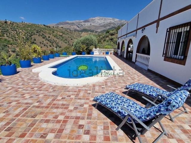 Casa rústica, Sedella