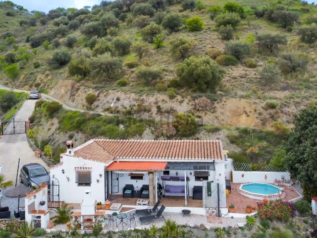 Casa rústica, Sedella