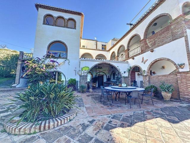 Casa rústica, Sedella