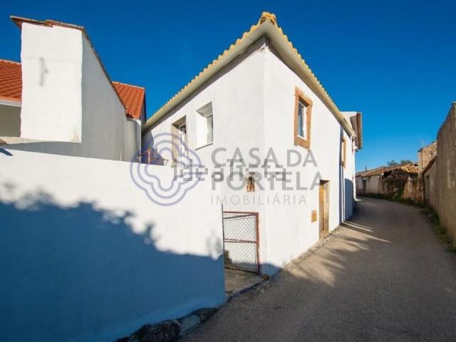 Casa rústica, Serpins