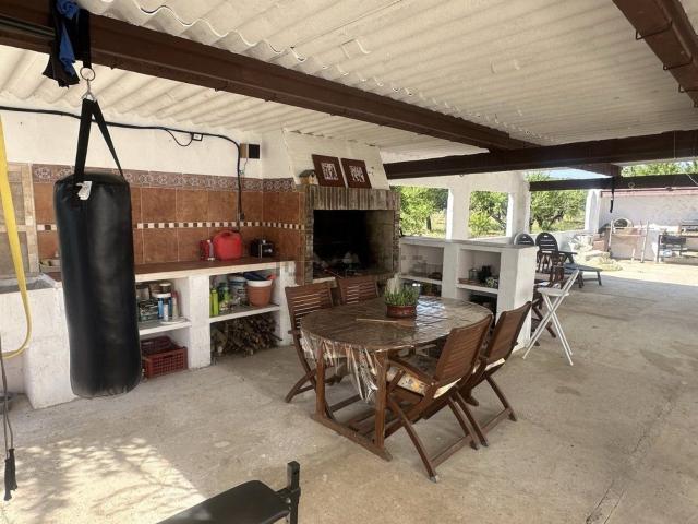 Casa rústica, Sierra Engarceran