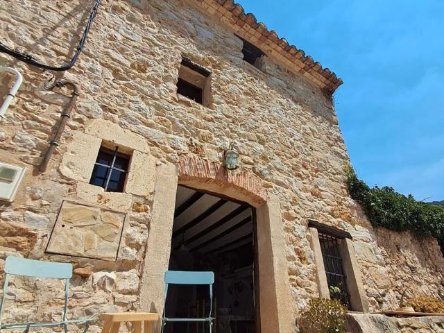 Casa rústica, Sierra Engarceran