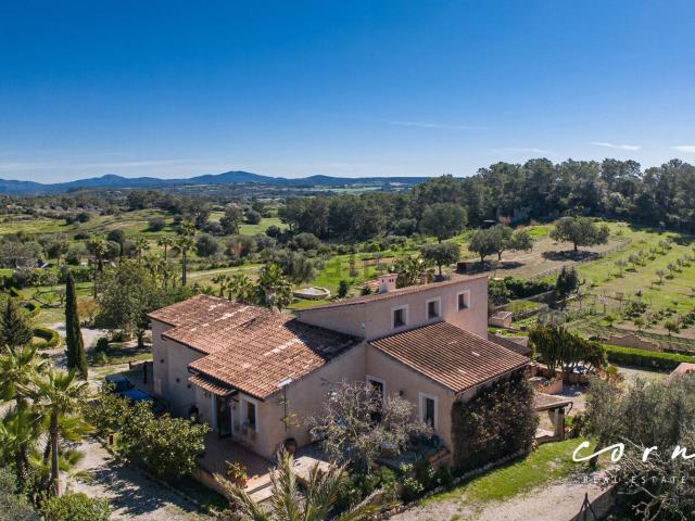Casa rústica, Sineu