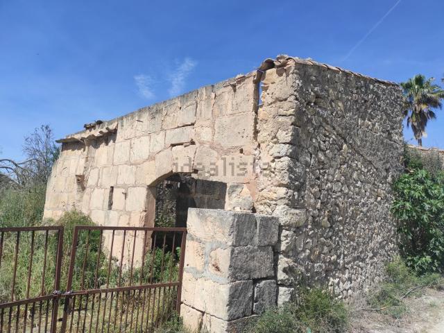 Casa rústica, Sineu