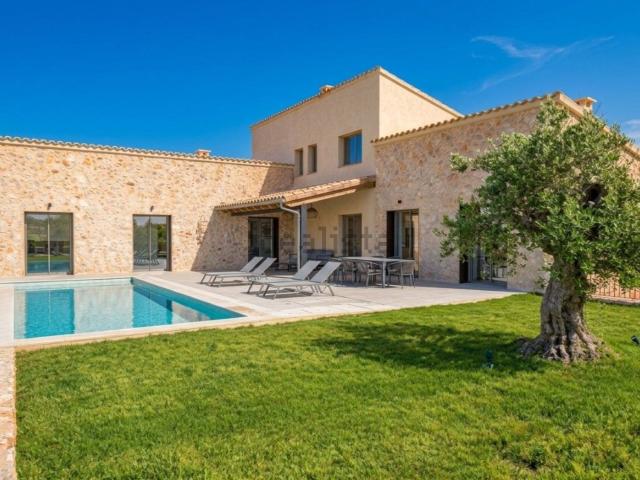 Casa rústica, Sineu